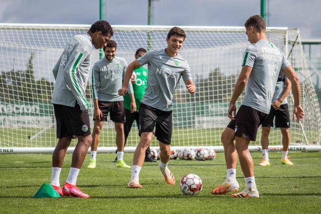 哈兰德职业生涯8次面对利物浦 打进3球只赢下一场