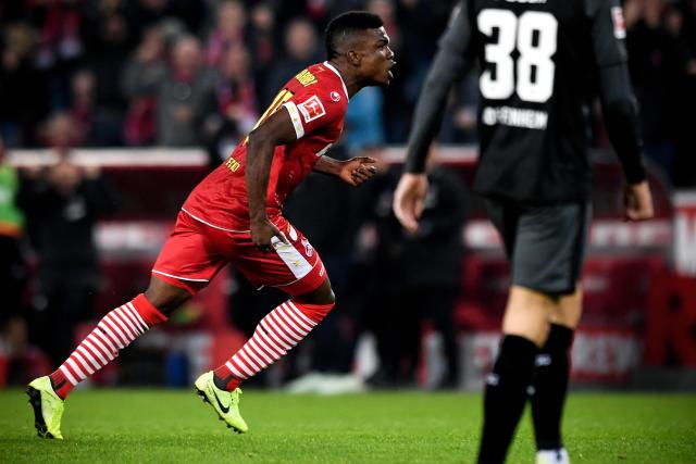 郑薇：朝鲜主力中锋缺阵 我们临时打小球战术