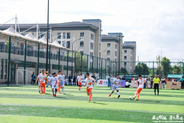 阿斯：皇马已为签下阿方索-戴维斯做了一切工作